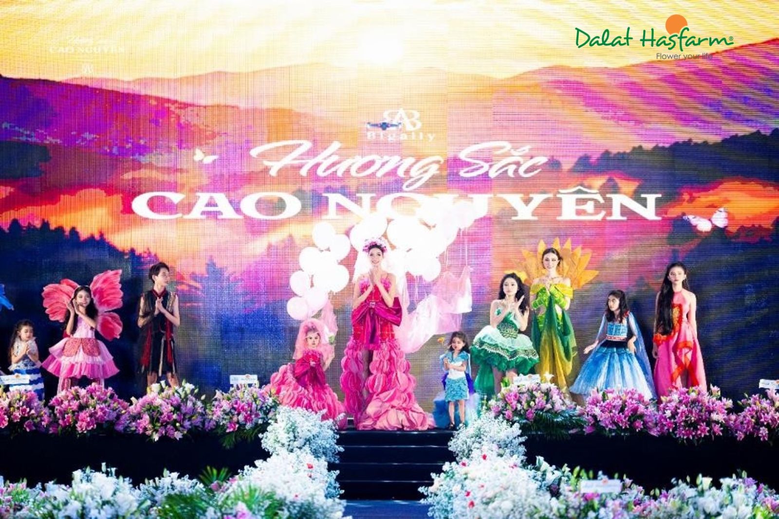 Hoa Tươi Dalat Hasfarm Tỏa Sáng tại 